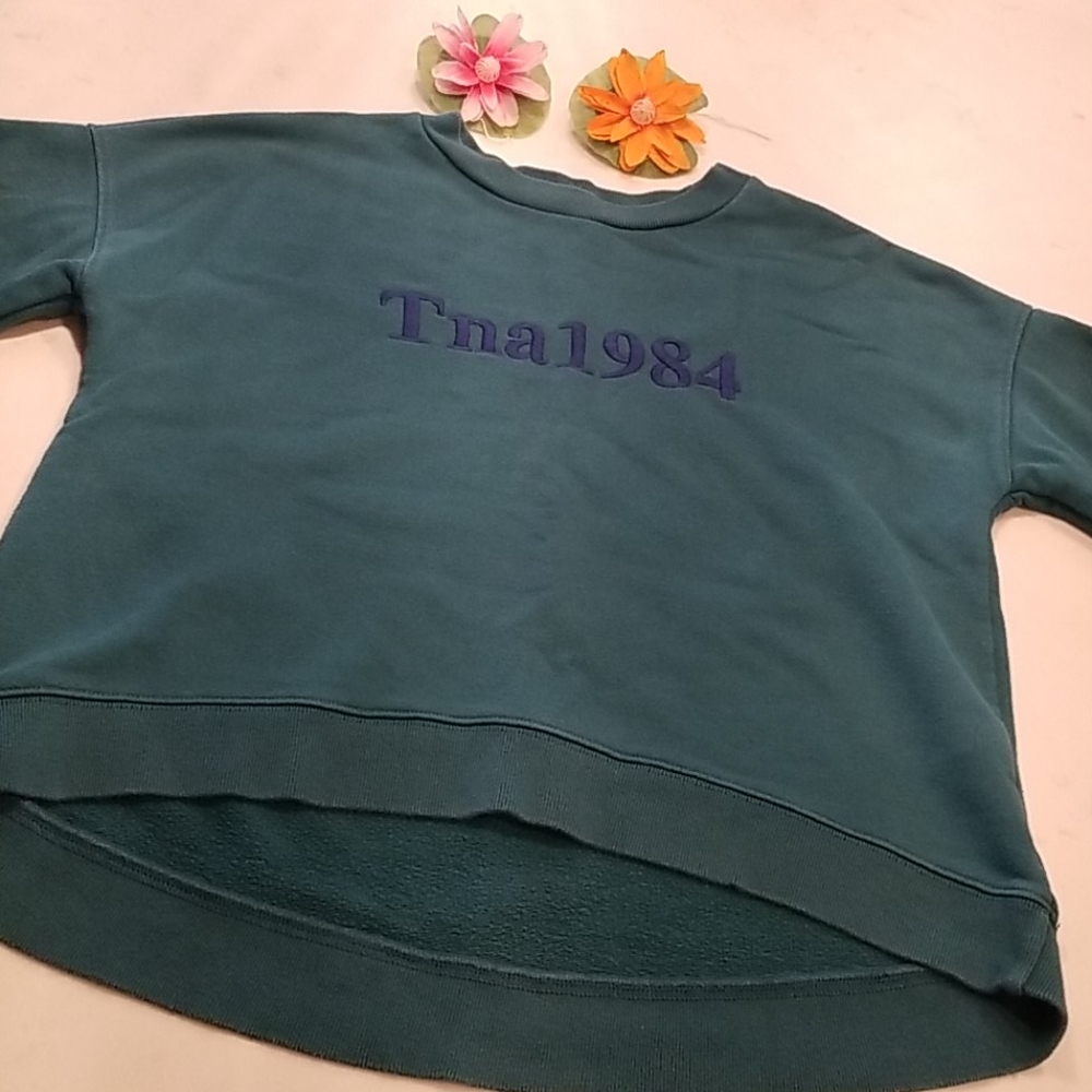 FREE - Vintage TNA cropped sweater